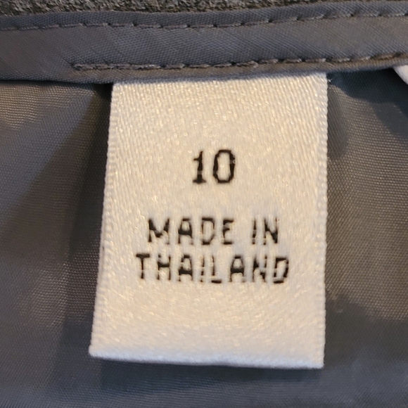 Talbots Gray Shorts - Size 10 - Picture 4 of 5